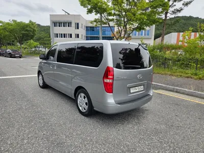 Hyundai Starex 2020, 104360 км, за 12230.04 USD