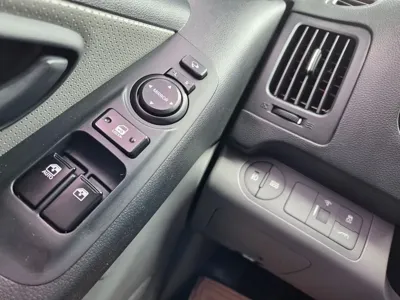 Hyundai Starex 2020, 104360 км, за 12230.04 USD - фото 13