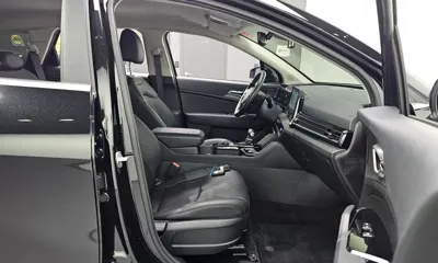 Kia Sportage 2023, 62945 км, за 14319.2 USD - фото 12