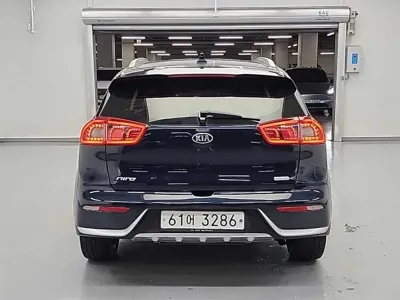 Kia Niro 2018, 100008 км, за 7817.59 USD