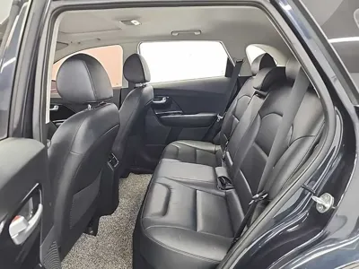 Kia Niro 2018, 100008 км, за 7806.41 USD - фото 12