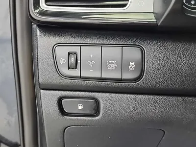 Kia Niro 2018, 100008 км, за 7806.41 USD - фото 18