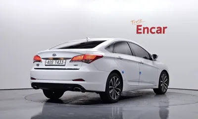 Hyundai i40 2015, 190951 км, за 2974.62 USD
