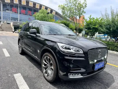 Lincoln Aviator 2021, 12000 км, за 27751.08 USD