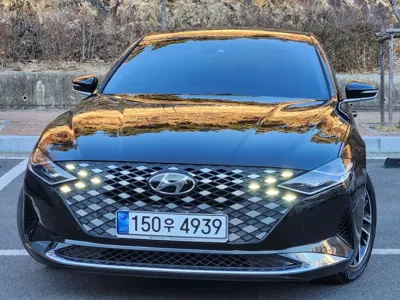 Hyundai Grandeur 2020, 118023 км, за 11661.71 USD