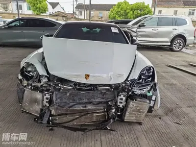 Porsche Panamera 2021, 92000 км, за 63155.31 USD - фото 12