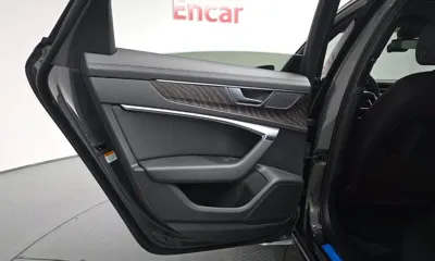 Audi A6 2022, 41704 км, за 23614.38 USD - фото 26