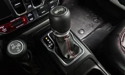 Jeep Wrangler 2022, 65040 км, за 30189.05 USD - фото 9