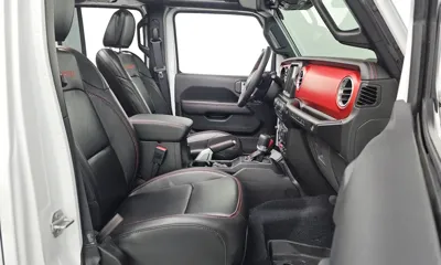 Jeep Wrangler 2022, 65040 км, за 30189.05 USD - фото 11