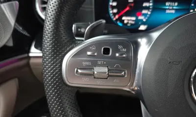 Mercedes-Benz AMG GT 2020, 35495 км, за 43652.36 USD - фото 31