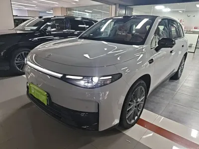 Leapmotor Leapmotor C10 · 2025 год
