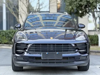 Porsche Macan 2015, 75000 км, за 13708.1 USD