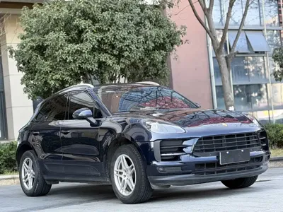 Porsche Macan 2015, 75000 км, за 13708.1 USD