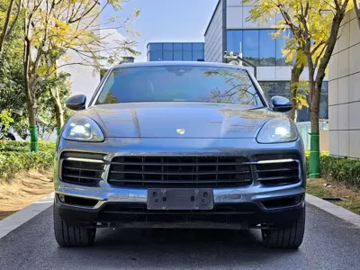 Porsche Cayenne 2018, 200000 км, за 42315.91 USD