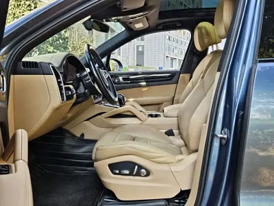 Porsche Cayenne 2018, 200000 км, за 42315.91 USD