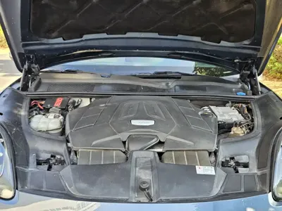 Porsche Cayenne 2018, 200000 км, за 42630.38 USD - фото 7
