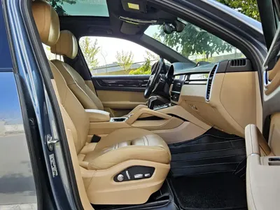 Porsche Cayenne 2018, 200000 км, за 42630.38 USD - фото 8
