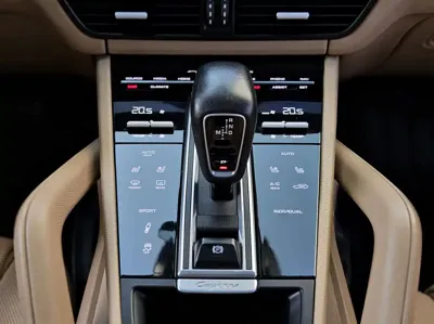 Porsche Cayenne 2018, 200000 км, за 42630.38 USD - фото 27