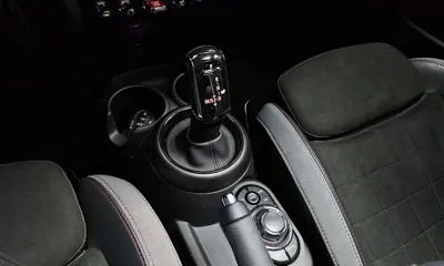 MINI Cooper 2022, 48075 км, за 17421.82 USD - фото 9