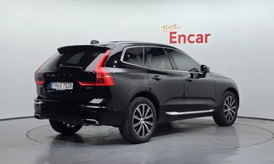 Volvo XC60 2021, 65282 км, за 22345.29 USD