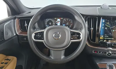 Volvo XC60 2021, 65282 км, за 22345.29 USD - фото 14