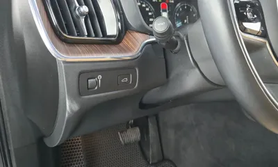 Volvo XC60 2021, 65282 км, за 22345.29 USD - фото 31