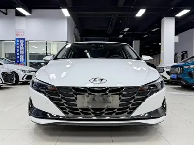 Hyundai Elantra 2023, 11000 км, за 13654.83 USD
