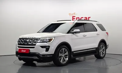 Ford Explorer · 2018 год