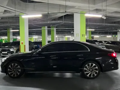 Mercedes-Benz E-Class 2026, 4900 км, за 65609.82 USD