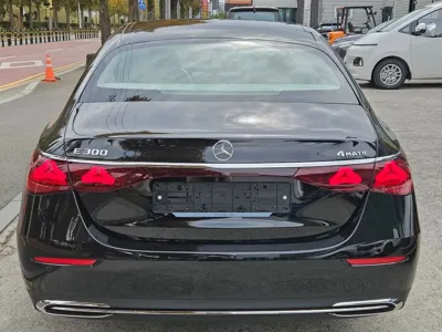Mercedes-Benz E-Class 2026, 4900 км, за 65609.82 USD - фото 13