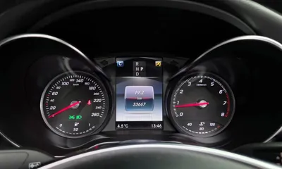Mercedes-Benz C-Class 2018, 33667 км, за 19491.24 USD - фото 8