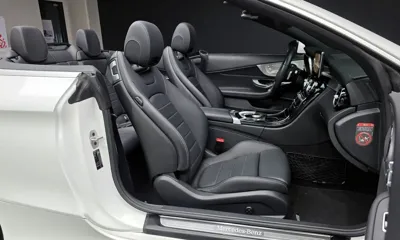 Mercedes-Benz C-Class 2018, 33667 км, за 19491.24 USD - фото 11