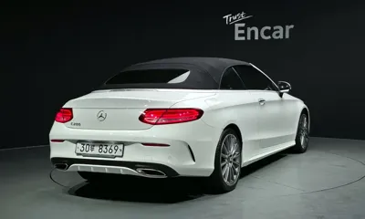 Mercedes-Benz C-Class 2018, 33667 км, за 19491.24 USD - фото 20