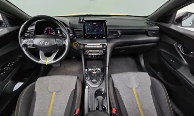 Hyundai Veloster 2019, 119987 км, за 6958.12 USD - фото 7