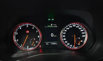 Hyundai Veloster 2019, 119987 км, за 6958.12 USD - фото 8