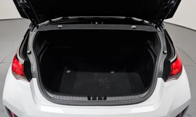 Hyundai Veloster 2019, 119987 км, за 6958.12 USD - фото 20