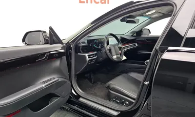Hyundai Grandeur 2023, 143802 км, за 18566.79 USD - фото 10
