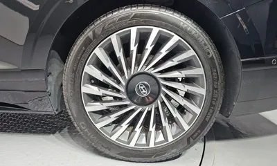 Hyundai Grandeur 2023, 143802 км, за 18566.79 USD - фото 21