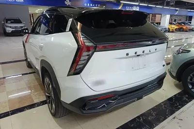 Geely Auto FX11 2023, 40000 км, за 14315 USD