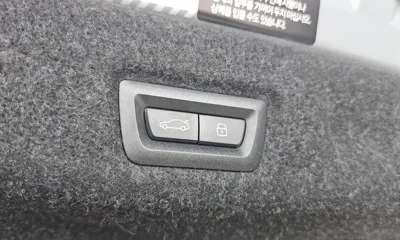 BMW 5-Series 2025, 5702 км, за 47470.19 USD - фото 27