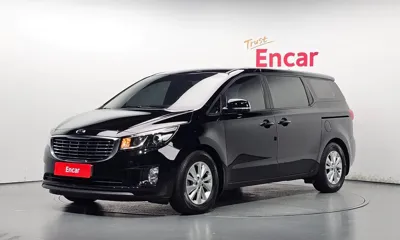 Kia Canival · 2018 год