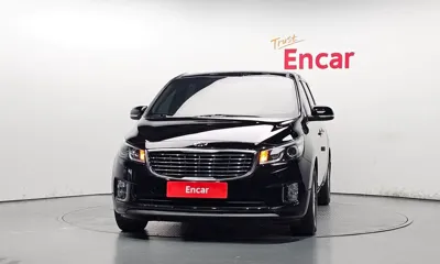 Kia Canival 2018, 106023 км, за 5789.75 USD
