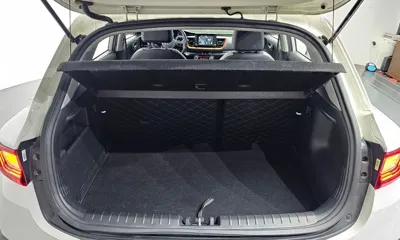 Kia Stonic 2020, 68649 км, за 8800.89 USD - фото 20