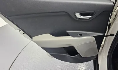 Kia Stonic 2020, 68649 км, за 8800.89 USD - фото 25