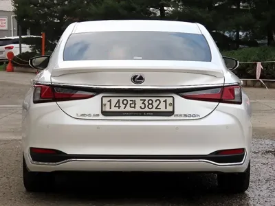 Lexus ES 2020, 66634 км, за 22768.69 USD
