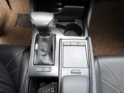 Lexus ES 2020, 66634 км, за 22768.69 USD - фото 11