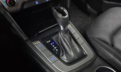 Hyundai Avante 2018, 160590 км, за 5616.12 USD - фото 9