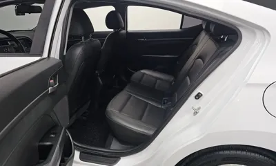 Hyundai Avante 2018, 160590 км, за 5616.12 USD - фото 11