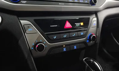 Hyundai Avante 2018, 160590 км, за 5616.12 USD - фото 20