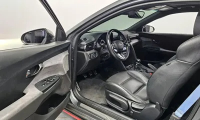 Hyundai Veloster 2022, 82489 км, за 7563.8 USD - фото 11